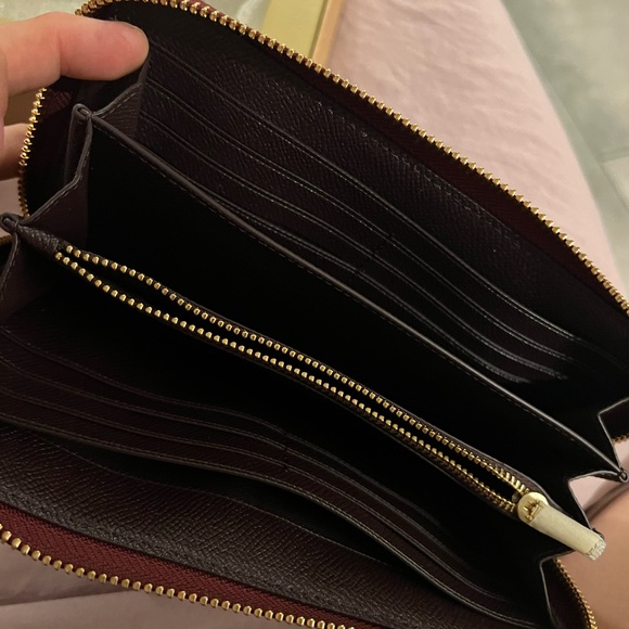 Coach wristlet - Picture 4 of 4